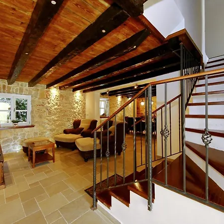 Rustica Villa